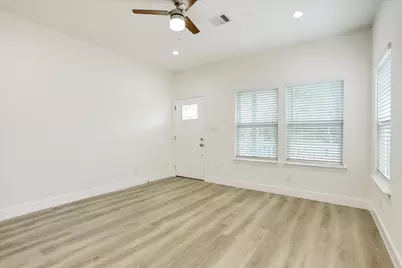 3515 Delhi Street, Houston, TX 77022 - Photo 6