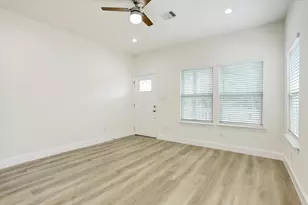 3515 Delhi St, Houston, TX 77022 - Photo 6