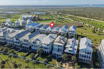 2622 E Seaside Drive, Galveston, TX 77550 - Photo 2
