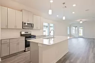 14334 Azalea Tree Ln, Magnolia, TX 77354 - Photo 4