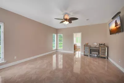 2750 County Road 48, Rosharon, TX 77583 - Photo 24