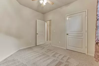 38 Tranquil Glade Place, The Woodlands, TX 77381 - Photo 32