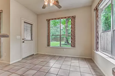 38 Tranquil Glade Place, The Woodlands, TX 77381 - Photo 16