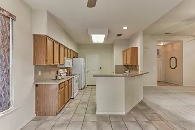 38 Tranquil Glade Place, The Woodlands, TX 77381 - Photo 18