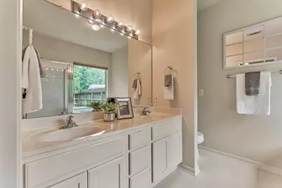 38 Tranquil Glade Place, The Woodlands, TX 77381 - Photo 28