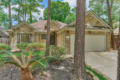 38 Tranquil Glade Place, The Woodlands, TX 77381 - Photo 4
