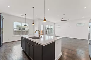 8818 Hollywood Garden Ln, Houston, TX 77080 - Photo 10