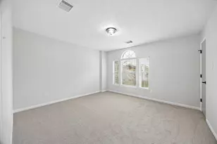 9127 Stoneleigh Dr, Sugar Land, TX 77479 - Photo 20
