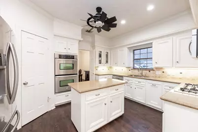 14102 N Suddley Castle Street, Houston, TX 77095 - Photo 16