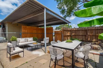 8952 Wilcrest Drive, Houston, TX 77099 - Photo 10