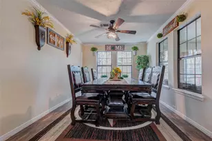 511 Chateau Woods Pkwy Dr, Conroe, TX 77385 - Photo 18