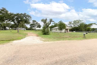 1153 Main Street, Lincoln, TX 78948 - Photo 12