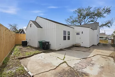 532 N Super Street, Houston, TX 77011 - Photo 16