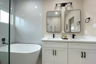 4206 Chapman St, Houston, TX 77009 - Photo 24