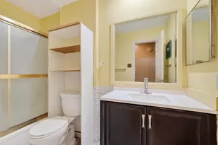 8219 Winding Meadow Ct, Houston, TX 77040 - Photo 26