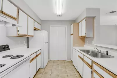 10007 Emerald Creek Drive, Houston, TX 77070 - Photo 22