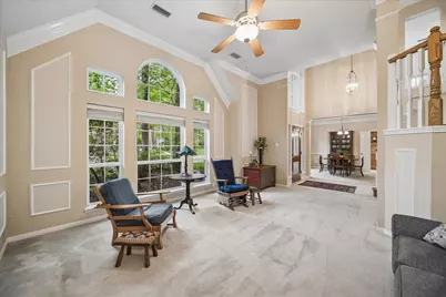 30 N Dragonwood Place, The Woodlands, TX 77381 - Photo 2