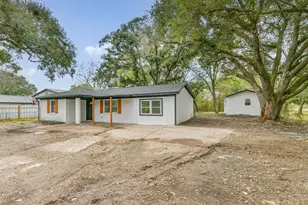 2121 County Rd 892, Alvin, TX 77511 - Photo 24