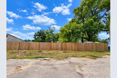 608 Ester Street, Dayton, TX 77535 - Photo 6
