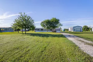 2592 Co Rd 152, Bedias, TX 77831 - Photo 2