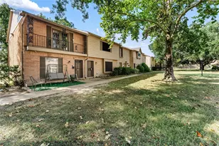 7322 Crownwest St, Houston, TX 77072 - Photo 1