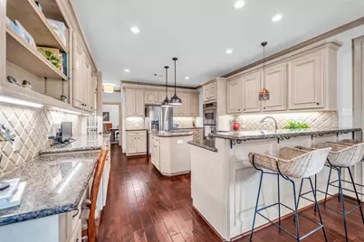 3306 Seminole Court, Sugar Land, TX 77479 - Photo 4