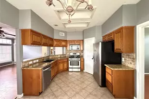 14334 Fair Knoll Way Way, Houston, TX 77062 - Photo 6