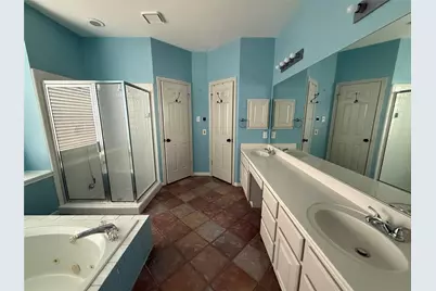 14334 Fair Knoll Way Way, Houston, TX 77062 - Photo 14