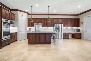 1826 Jade Hollow Ln, Houston, TX 77077 - Photo 2