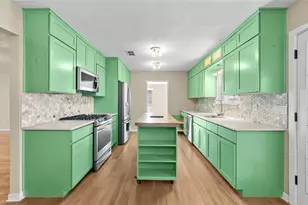 1711 Woodhue Dr, Spring, TX 77386 - Photo 14