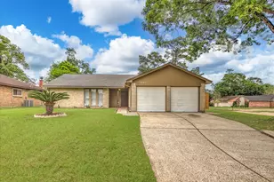 19006 Neath St, Humble, TX 77346 - Photo 2