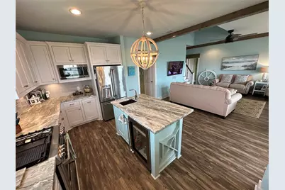 1913 Laguna Harbor Cove Boulevard, Port Bolivar, TX 77650 - Photo 14