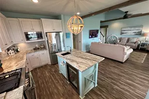 1913 Laguna Harbor Cove Blvd, Port Bolivar, TX 77650 - Photo 14