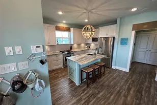 1913 Laguna Harbor Cove Blvd, Port Bolivar, TX 77650 - Photo 8