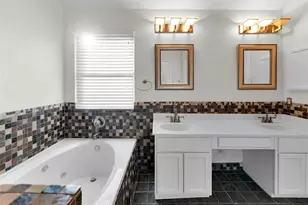18 Dover Dr, Conroe, TX 77304 - Photo 40