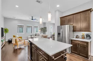 961 Saint Augustine St, Houston, TX 77023 - Photo 2