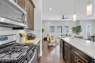 961 Saint Augustine St, Houston, TX 77023 - Photo 26