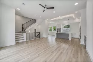 227 Willard St, Houston, TX 77006 - Photo 8