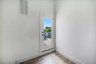 227 Willard St, Houston, TX 77006 - Photo 32