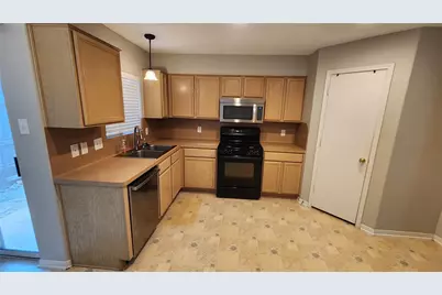 12214 Carriage Oak Circle, Humble, TX 77346 - Photo 6