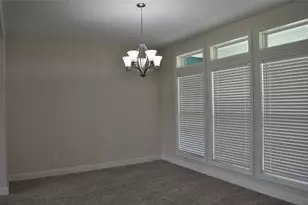 2502 Majestic Oaks Ct, Rosharon, TX 77583 - Photo 10