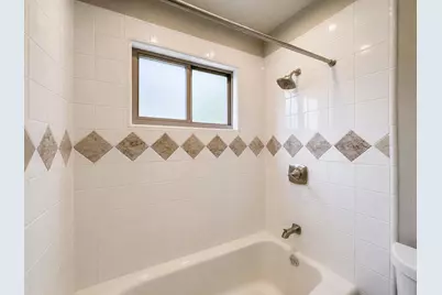 4208 Pine Shadows Street, Dickinson, TX 77539 - Photo 6