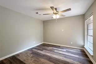 4208 Pine Shadows St, Dickinson, TX 77539 - Photo 28
