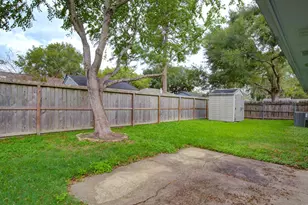 10007 Rustic Gate Rd, La Porte, TX 77571 - Photo 26