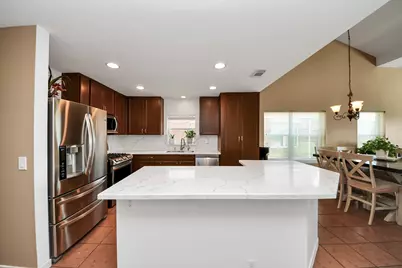 9414 Bauer Oaks Drive, Houston, TX 77095 - Photo 10