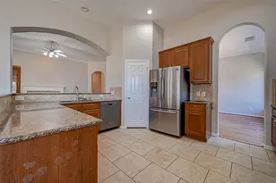13922 Normandy Ct, Sugar Land, TX 77498 - Photo 22