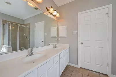 13922 Normandy Court, Sugar Land, TX 77498 - Photo 44