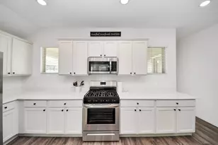 2947 Palominos Wy, Conroe, TX 77301 - Photo 4