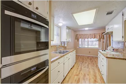 6926 Fox Knoll Lane, Humble, TX 77338 - Photo 8