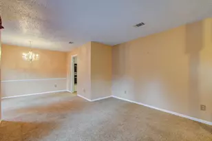 6926 Fox Knoll Ln, Humble, TX 77338 - Photo 4